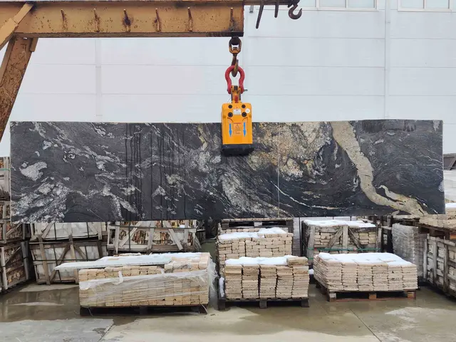 Полоса из гранита METALICUS полированный 2850x640x20 мм, код 26764