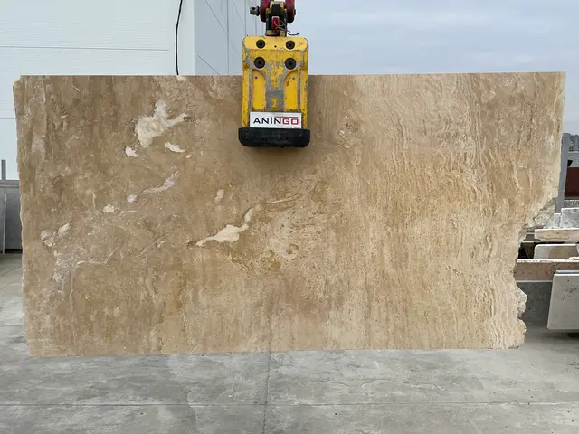 Полоса из травертина CLASSIC LIGHT 1500x850x30 мм, код 19778