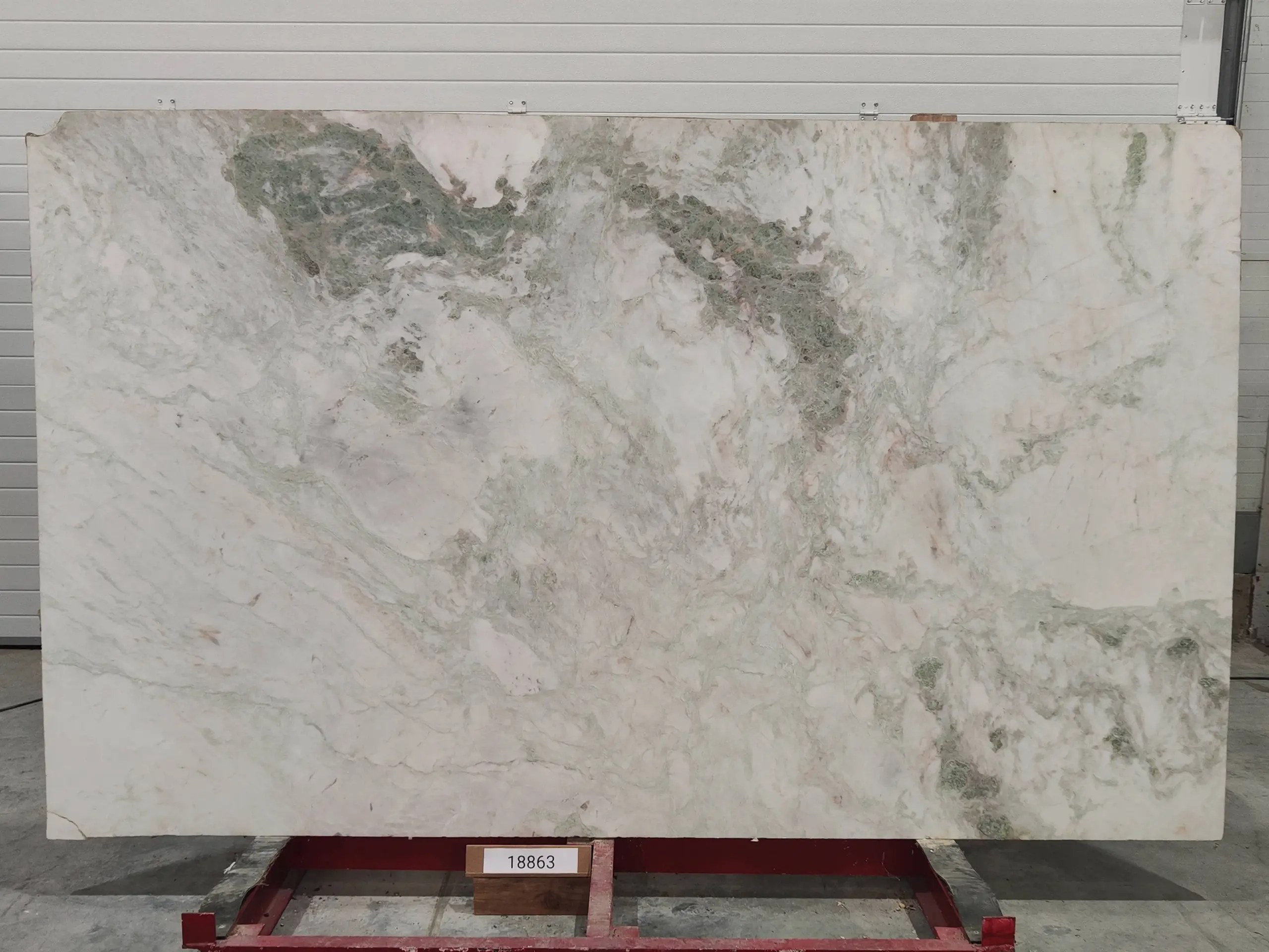 Слэб из оникса LADY ONYX полированный 2640x1600x20 мм, код 18863