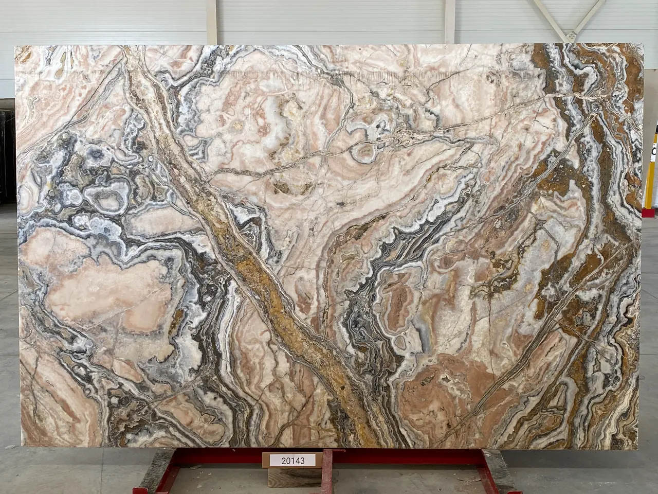 Слэб из оникса ONICE TRAVER полированный 2880x1870x20 мм, код 20143