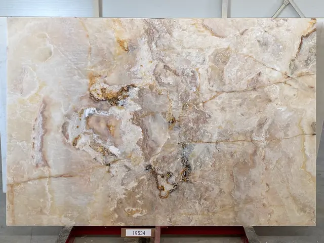 Слэб из оникса ONICE VIOLA полированный 2600x1750x20 мм, код 19534