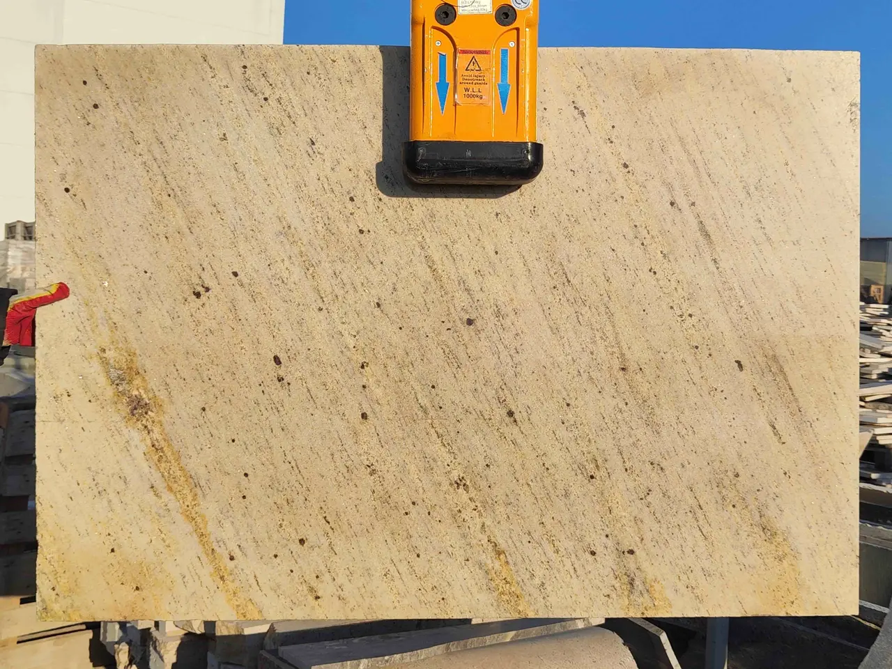 Полоса из гранита ASTORIA полированный 1280x880x30 мм, код 26767