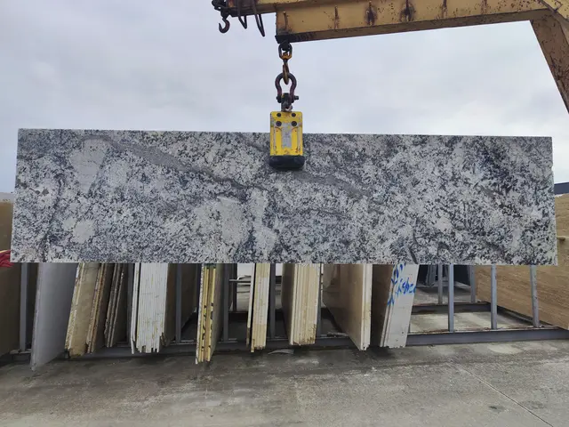 Полоса из гранита ALASKA WHITE 3200x780x20 мм, код 23721