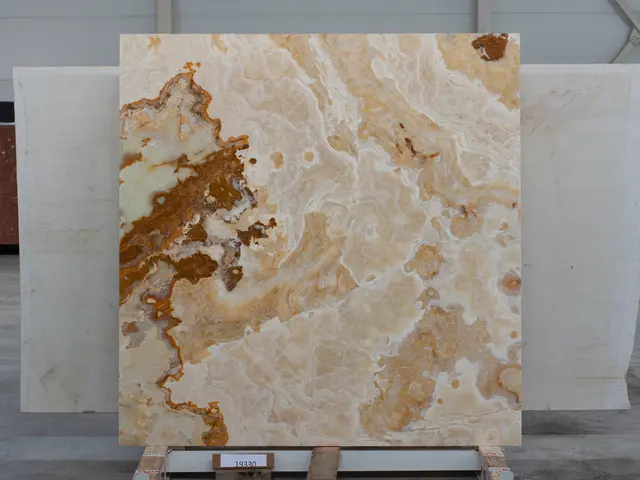 Слэб из оникса ONYX TERRACOTA полированный 1840x1900x20 мм, код 19330