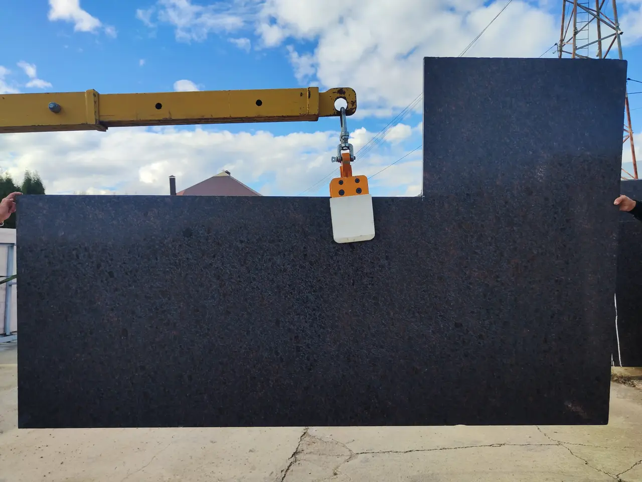 Слэб из гранита TAN BROWN LAPOTRA 3100x1280x30 мм, код 28960