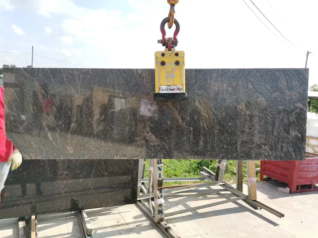 Полоса из гранита BASH PARADISO полированный 2000x620x30 мм, код 17527