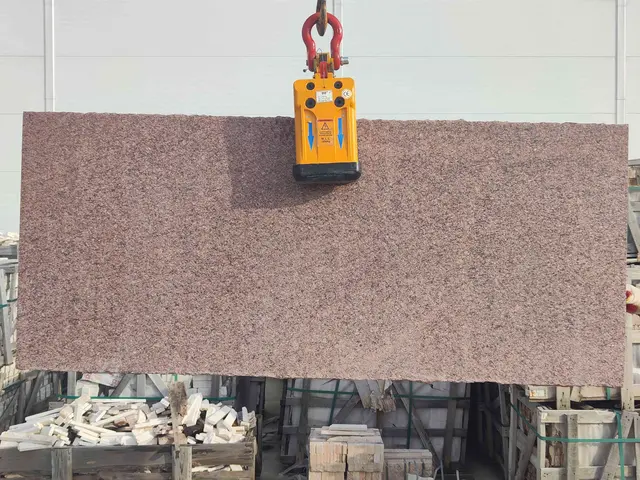 Полоса из гранита IMPERIAL RED термообработанный 1900x810x30 мм, код 26855