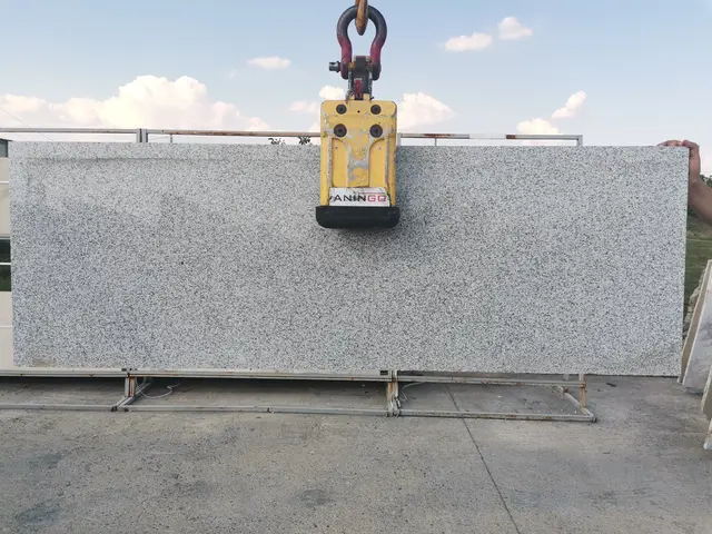 Полоса из гранита BELLA WHITE 1800x610x20 мм, код 14612