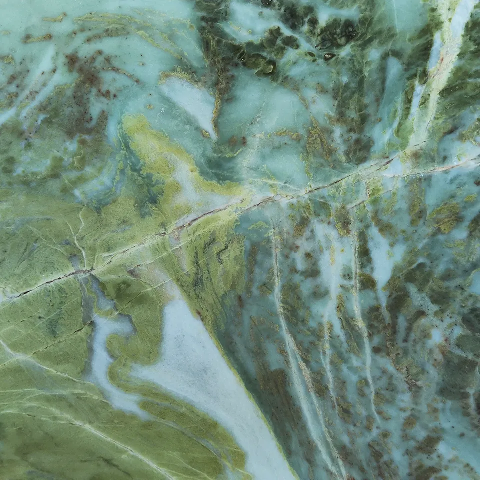 Мрамор VERDE LOTUS полированный