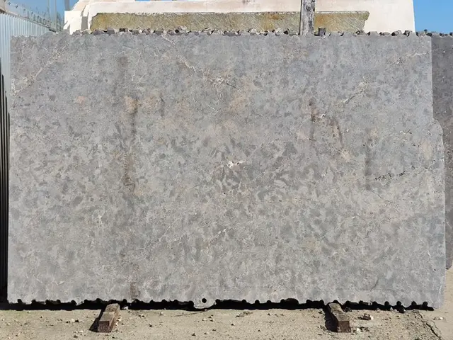 Мрамор EMPERADOR DARK пиленный 2740x1700x120 мм, код 26277