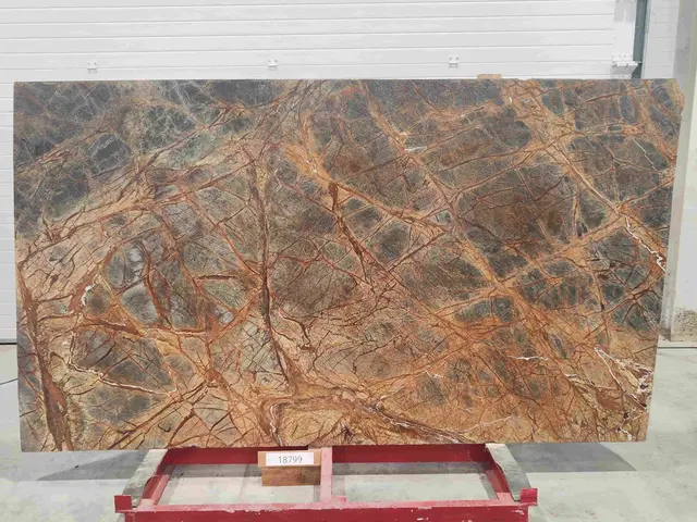 Слэб из мрамора BIDASAR BROWN полированный 2750x1580x20 мм, код 18799