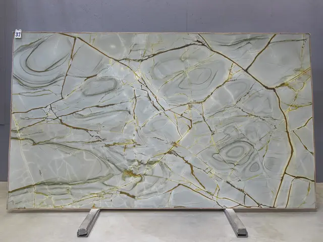 Слэб из кварцита BLUE ROMA 3370x1950x20 мм, код 26162