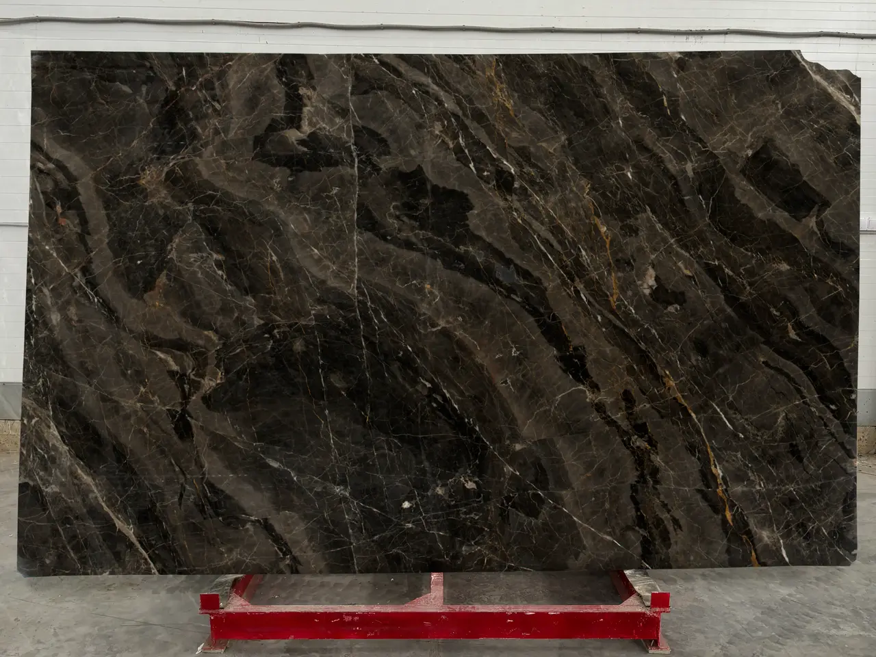 Слэб из мрамора SAINT PELAGIA полированный 3010x1860x20 мм, код 24488