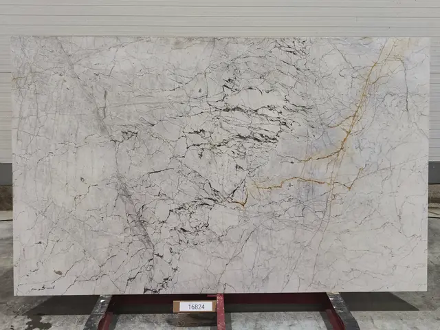 Слэб из мрамора STATUARIO полированный 2750x1700x20 мм, код 16824