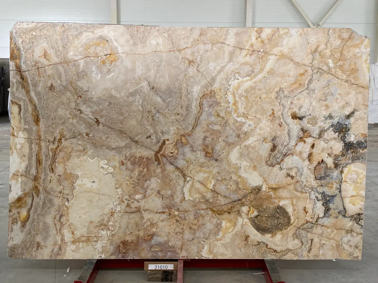 Слэб из оникса ONICE VIOLA полированный 2850x1950x20 мм, код 21010