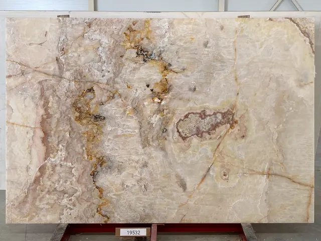 Слэб из оникса ONICE VIOLA полированный 2550x1700x20 мм, код 19532