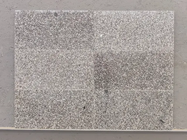 Плитка из гранита AKSARAY YAYLAK полированный 600x300x20 мм, код 22249