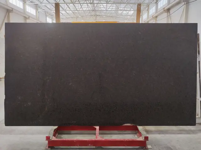 Слэб из гранита TAN BROWN LAPOTRA 3300x1840x20 мм, код 24634