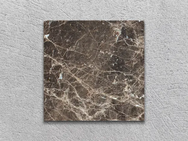 Слэб из мрамора EMPERADOR DARK полированный 100x100x20 мм, код 4888