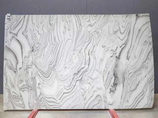 Слэб из мрамора AVALANCHE BRUNO полированный 2980x1860x20 мм, код 26331