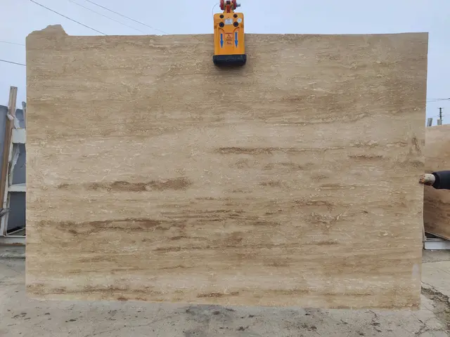 Слэб из травертина CLASSIC LIGHT 2650x1750x30 мм, код 26706