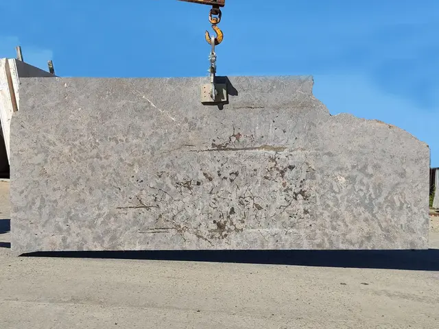 Мрамор EMPERADOR DARK пиленный 2000x700x120 мм, код 26276