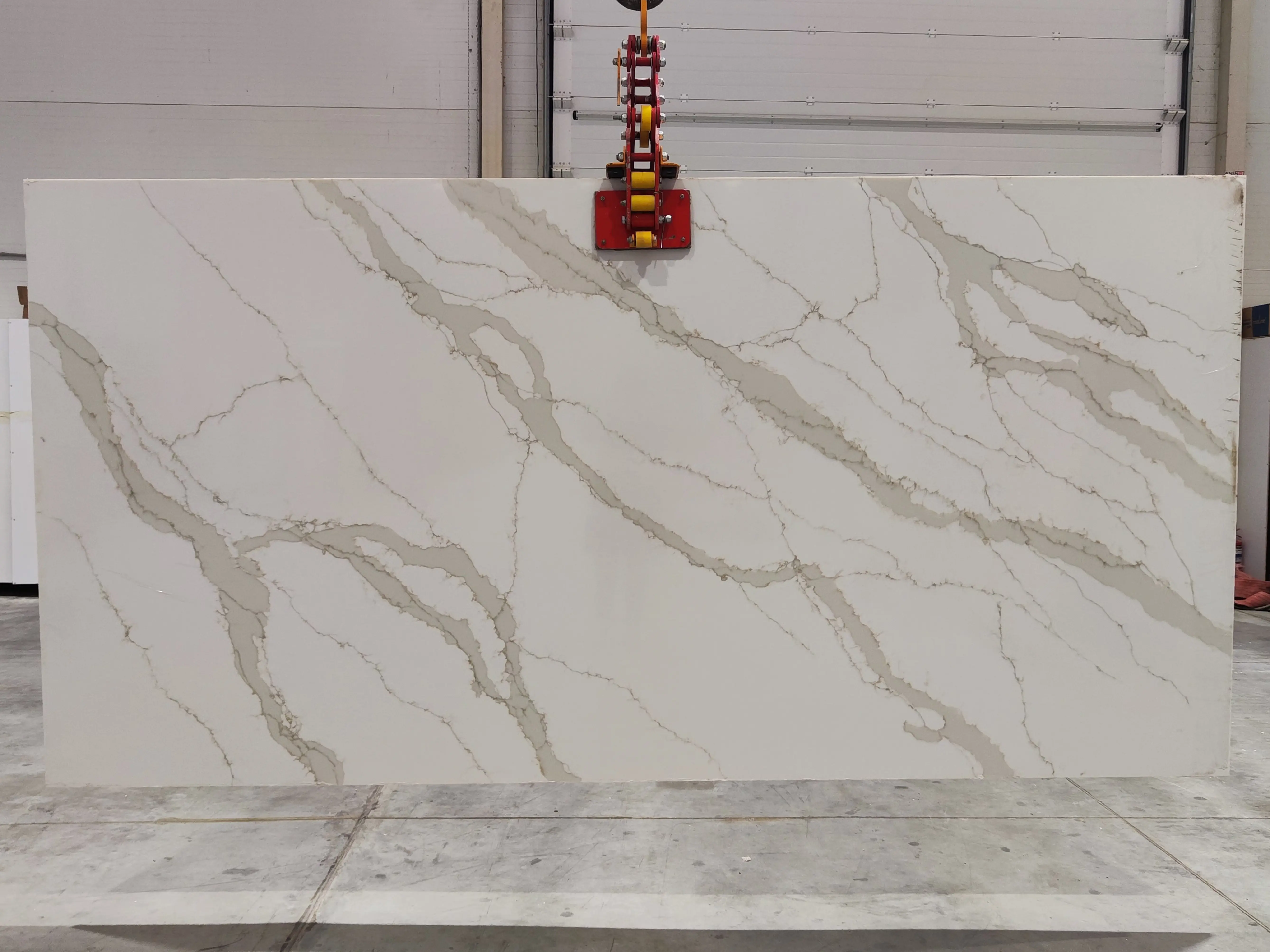 CALACATTA SUN полированный 3200x1600x20 мм, код 25890