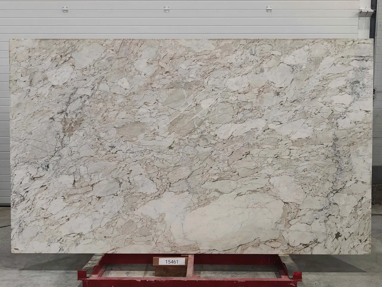 Слэб из мрамора CALACATTA CREMO полированный 2950x1750x20 мм, код 15461