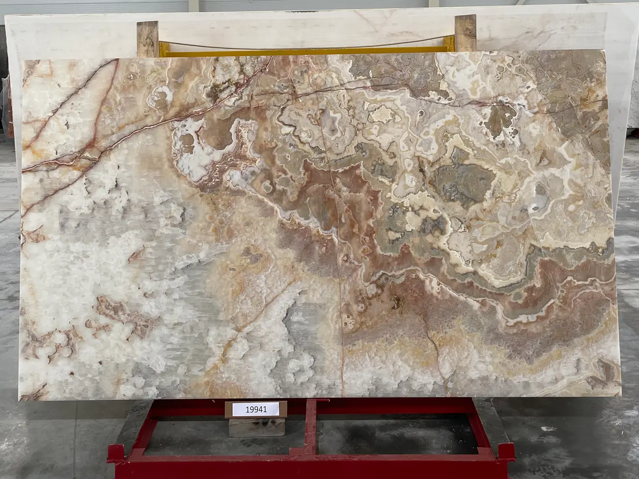 Слэб из оникса ONICE VIOLA полированный 2700x1550x20 мм, код 19941