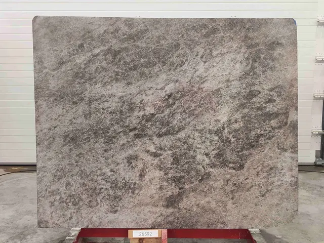 Слэб из мрамора TUNDRA BLUE полированный 2150x1730x18 мм, код 26592