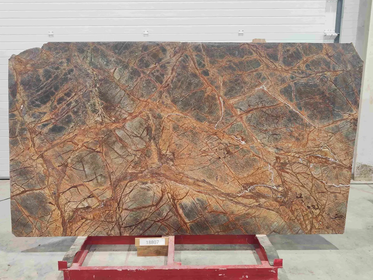 Слэб из мрамора BIDASAR BROWN полированный 2740x1450x20 мм, код 18807