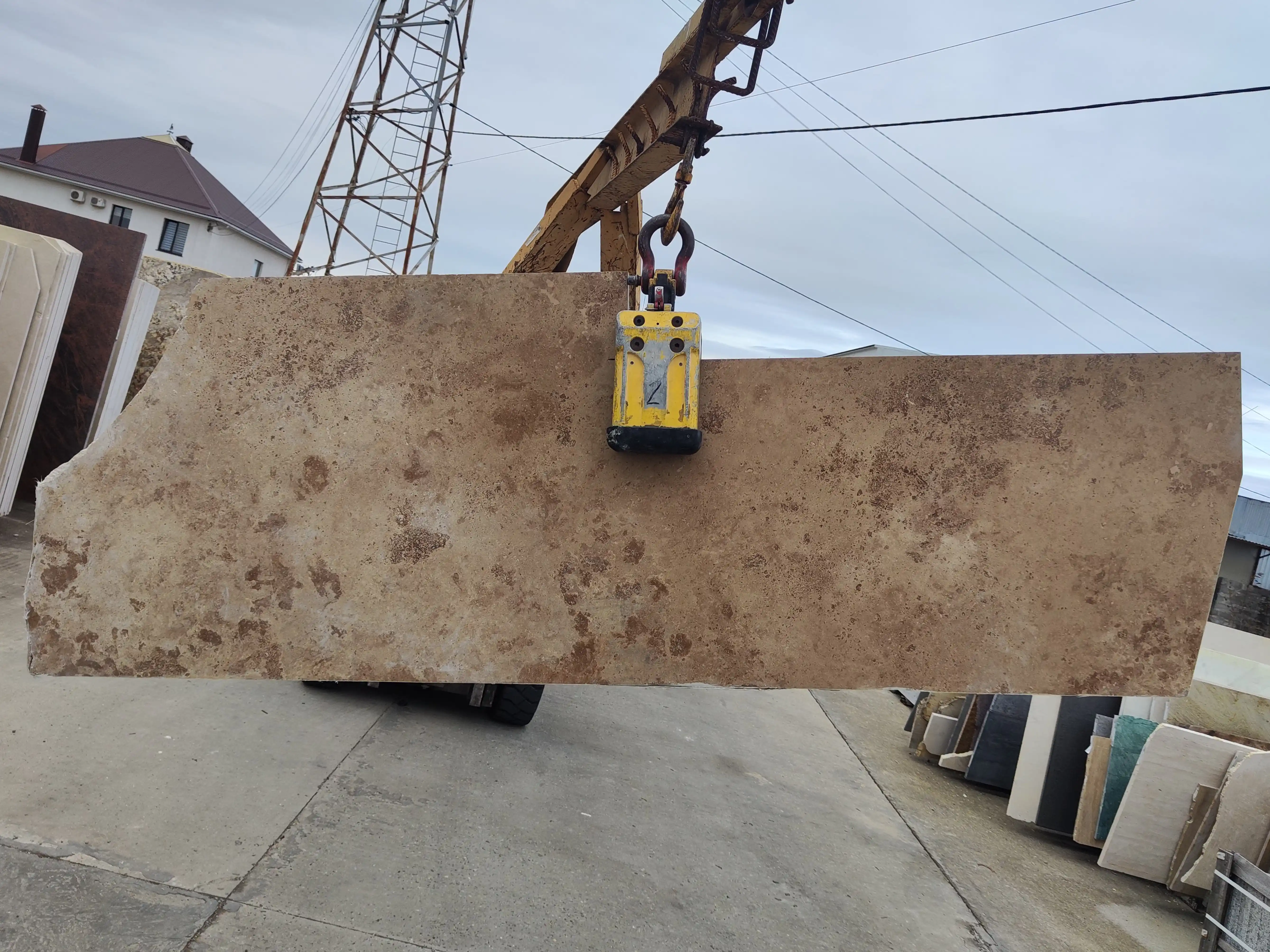 Полоса из травертина DIAMOND C/P полированный 2700x740x30 мм, код 26225