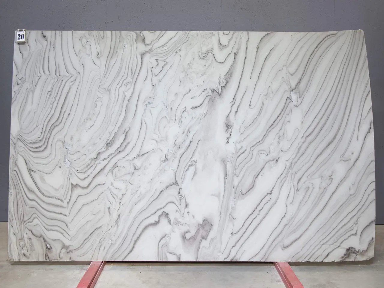 Слэб из мрамора AVALANCHE BRUNO полированный 2980x1860x20 мм, код 26318