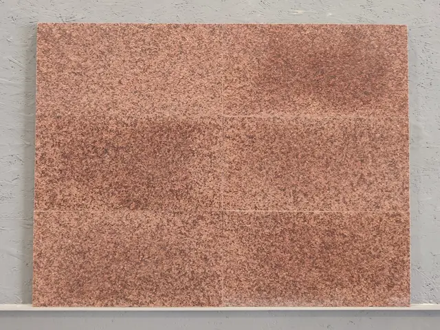 Плитка из гранита BRUNO RED полированный 600x300x20 мм, код 12536