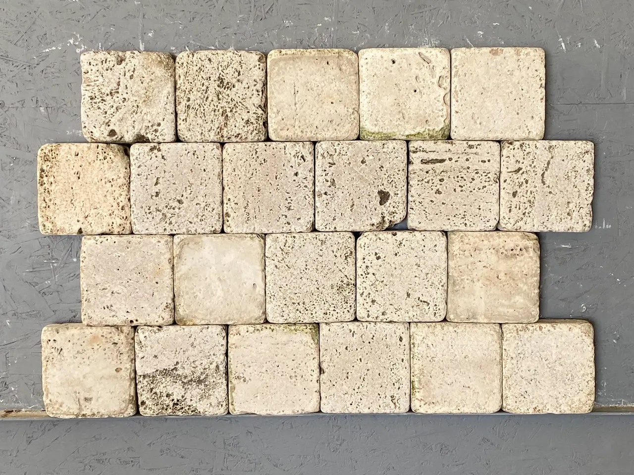 Брусчатка из ТРАВЕРТИНА галтованная 150x150x50 мм, код 9330