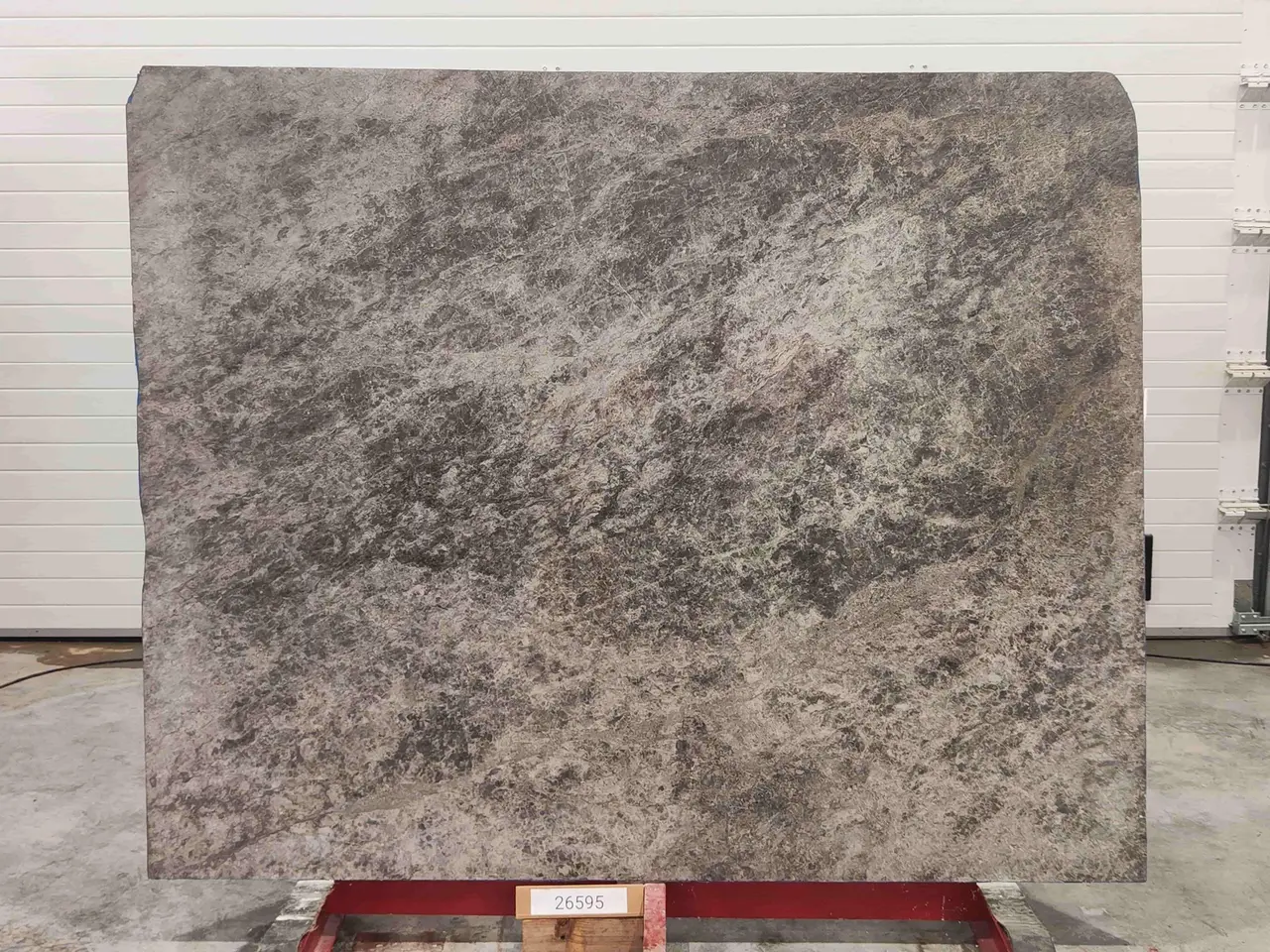 Слэб из мрамора TUNDRA BLUE полированный 2150x1730x18 мм, код 26595