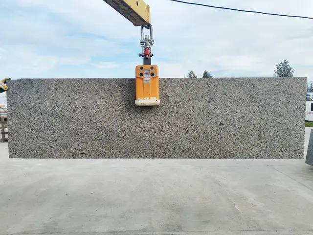 Полоса из гранита SESAM LIGHT 2580x700x30 мм, код 29204