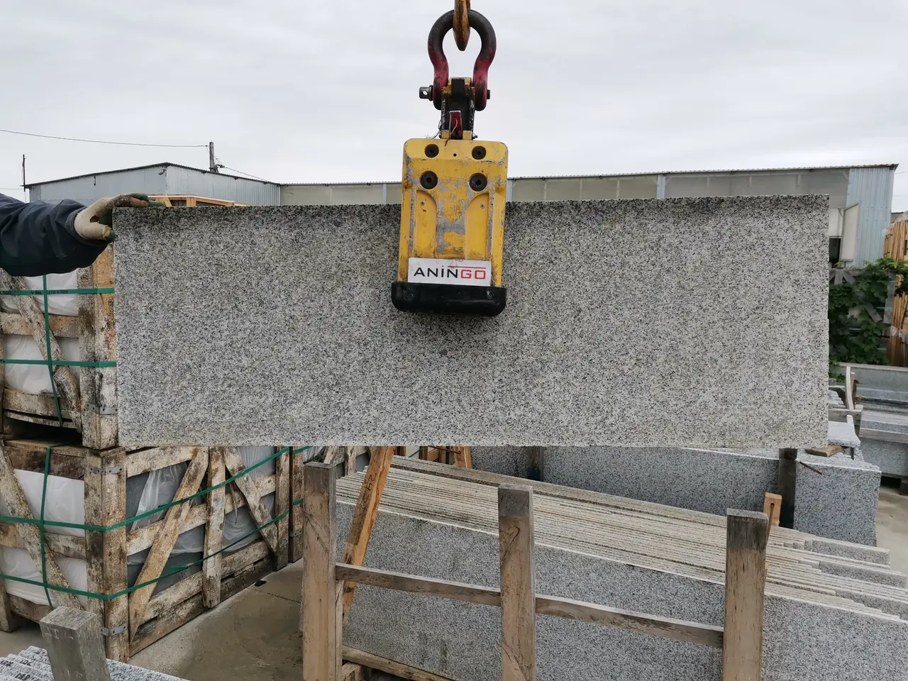 Полоса из гранита BELLA WHITE 990x480x20 мм, код 18029