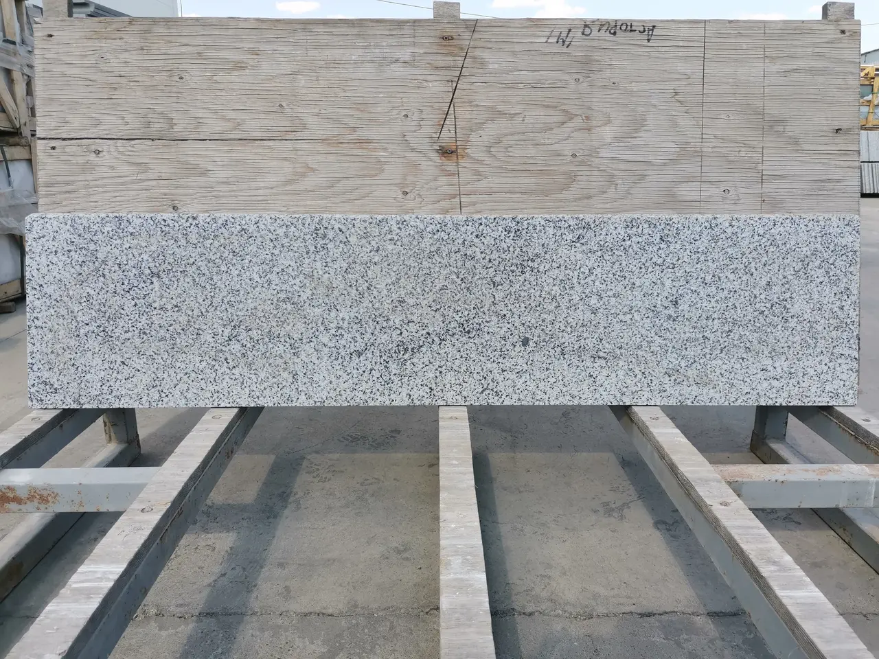Ступень BELLA WHITE полированная 1500x330x20 мм, код 368