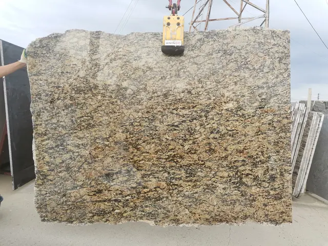 Слэб из гранита ORO DUNES 2500x1830x20 мм, код 18368