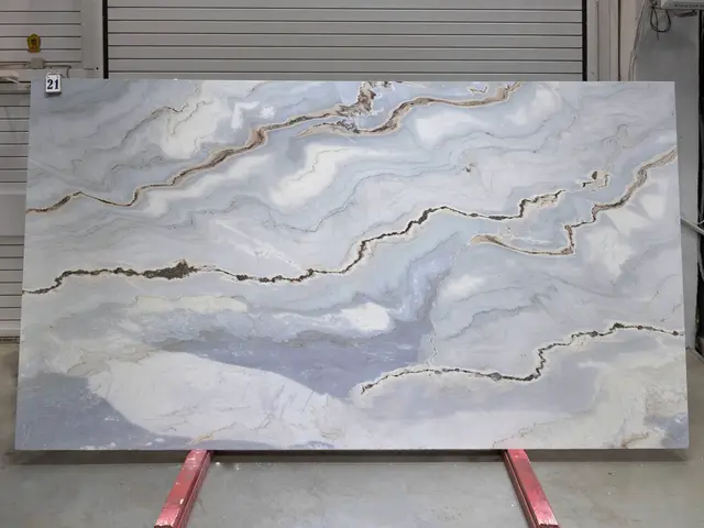 Слэб из мрамора PALISSANDRO ONICIATO полированный 3130x1720x20 мм, код 28270