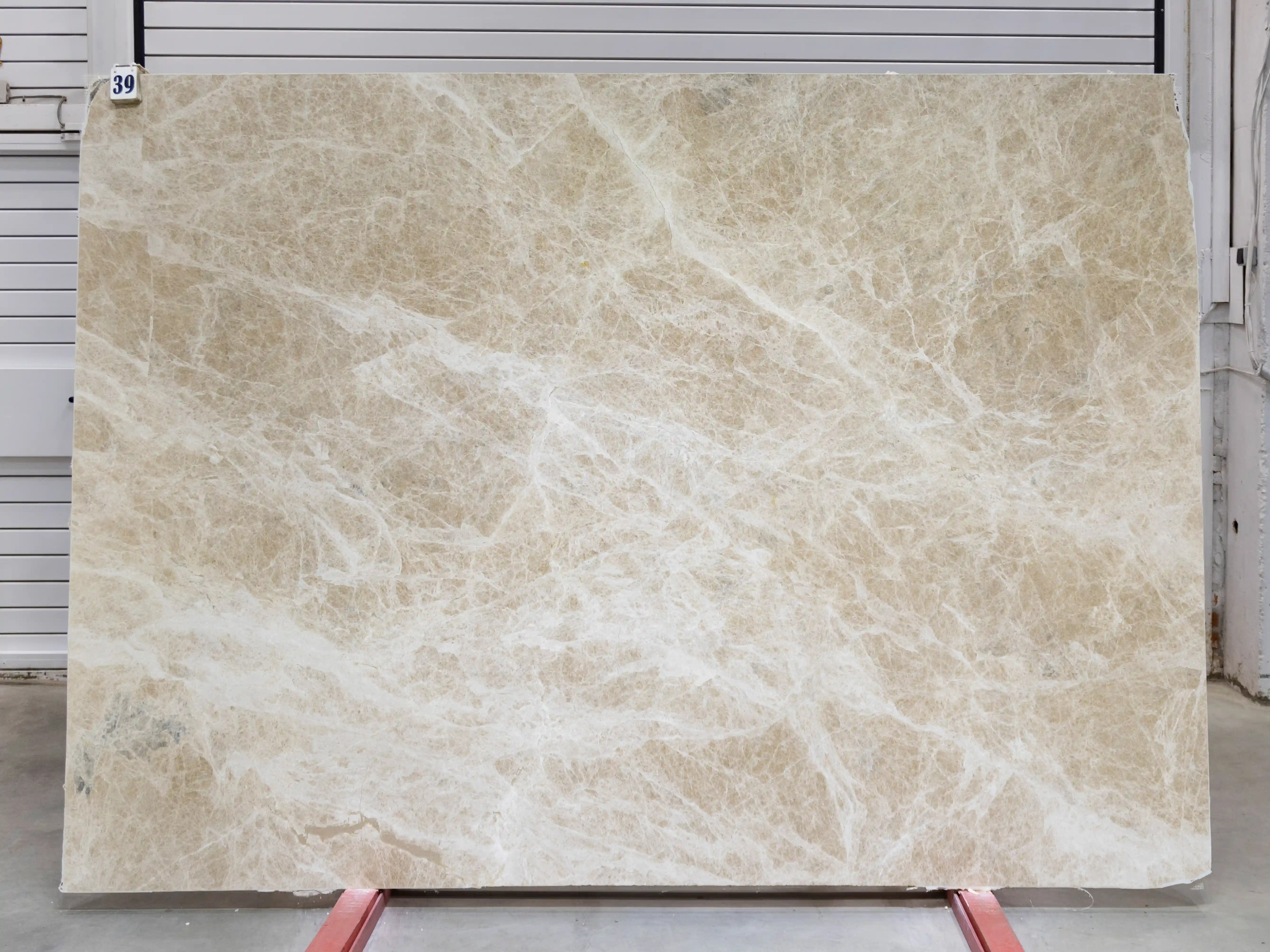 Слэб из мрамора EMPERADOR LIGHT полированный 2760x1970x20 мм, код 25782