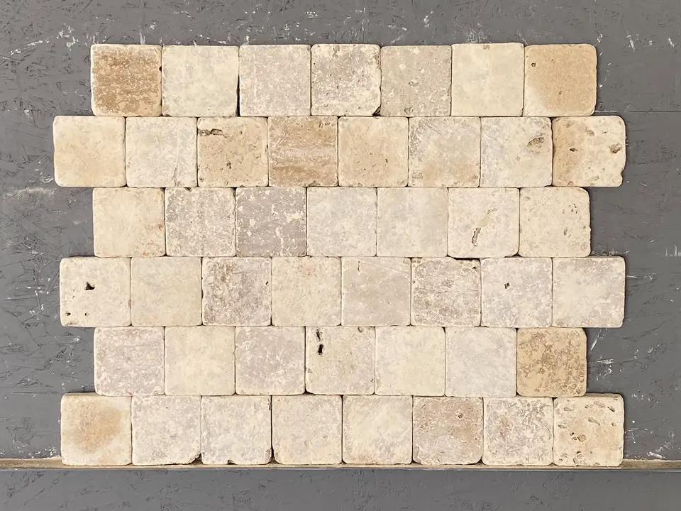 Брусчатка из ТРАВЕРТИНА галтованная 100x100x30 мм, код 4790