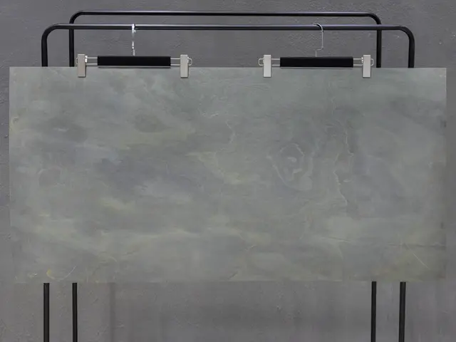 CALIFORNIA GOLD 1220x610x2 мм, код 27170