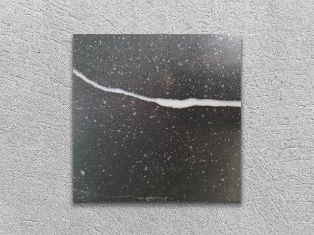 MARQUINA полированный 100x100x20 мм, код 24300