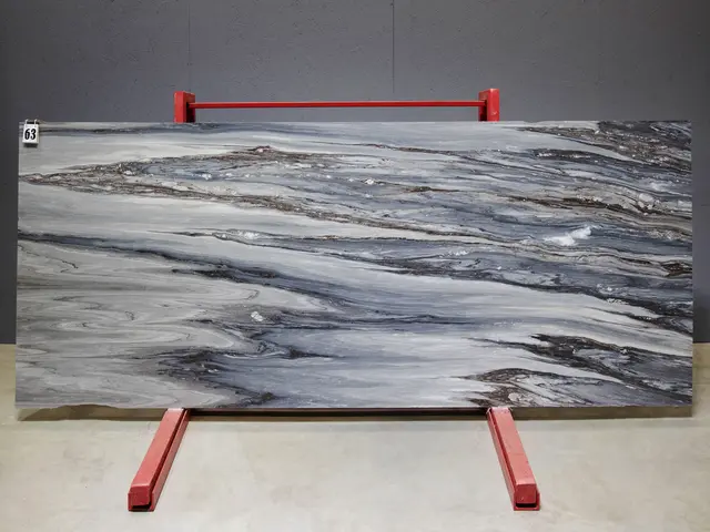 Слэб из мрамора PALISSANDRO BRONZE полированный 3130x1270x20 мм, код 28288