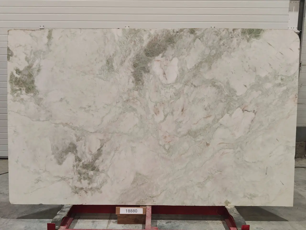 Слэб из оникса LADY ONYX полированный 2600x1600x20 мм, код 18880