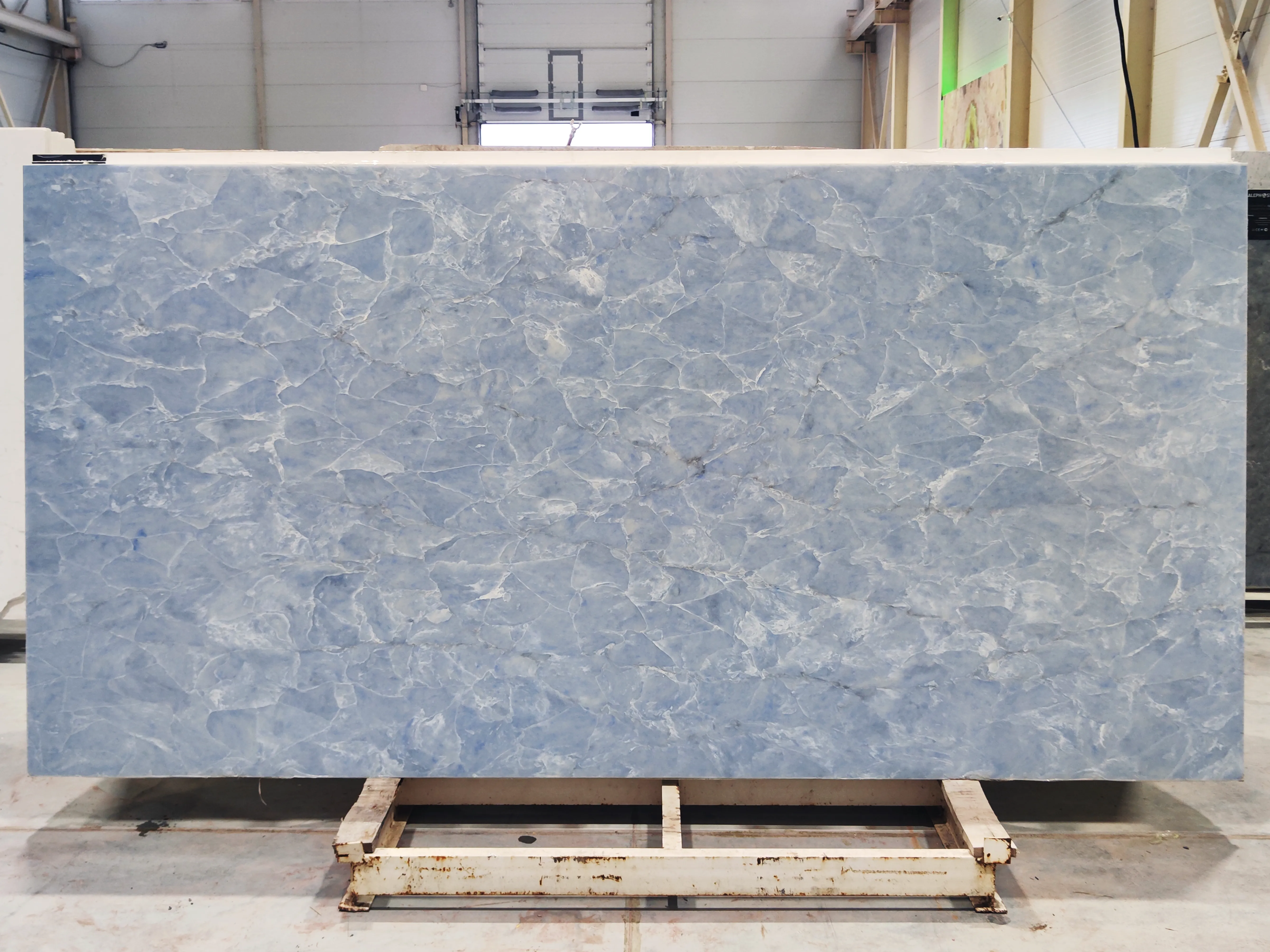 ONYX BLUE полированный A92 3200x1600x20 мм, код 29180