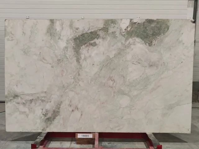 Слэб из оникса LADY ONYX полированный 2600x1600x20 мм, код 18885