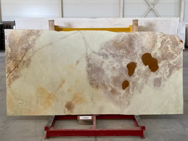 Слэб из оникса ONICE LIGHT GREEN полированный 3190x1450x20 мм, код 19500